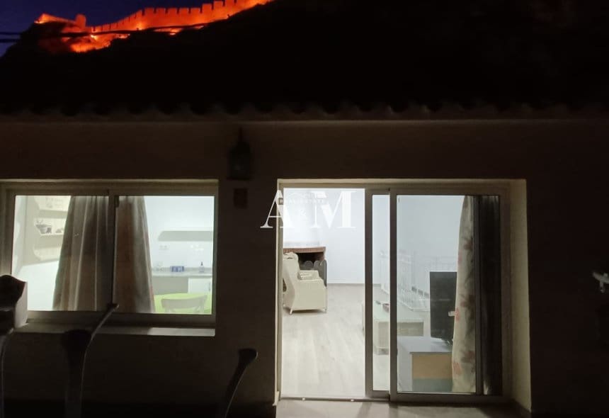 Maison de Ville de 4 chambres à louer à Sax - 850 € (Ref: 10095658)