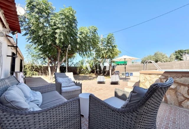4 Zimmer Villa zu vermieten in El Moncayo, Guardamar del Segura mit Pool - 1.500 € (Ref: 10095659)