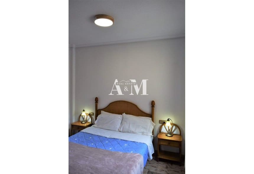 5 bedroom Villa for rent in Orihuela Costa with pool garage - € 2,000 (Ref: 10095660)