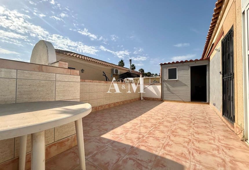 4 quarto Casa em Banda para arrendar em Torrevieja com piscina - 1 250 € (Ref: 10095661)