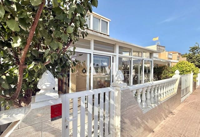 4 sypialnia Dom do wynajęcia w El Chaparral - La Siesta - La Torreta, Torrevieja z basenem - 1 250 € (Ref: 10095661)