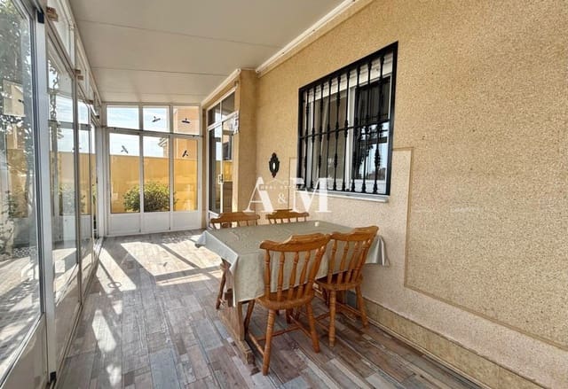 4 sypialnia Dom do wynajęcia w El Chaparral - La Siesta - La Torreta, Torrevieja z basenem - 1 250 € (Ref: 10095661)