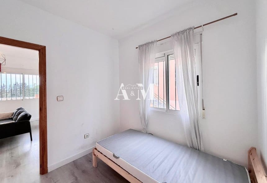 3 sypialnia Dom do wynajęcia w Orihuela Costa z basenem - 850 € (Ref: 10095662)