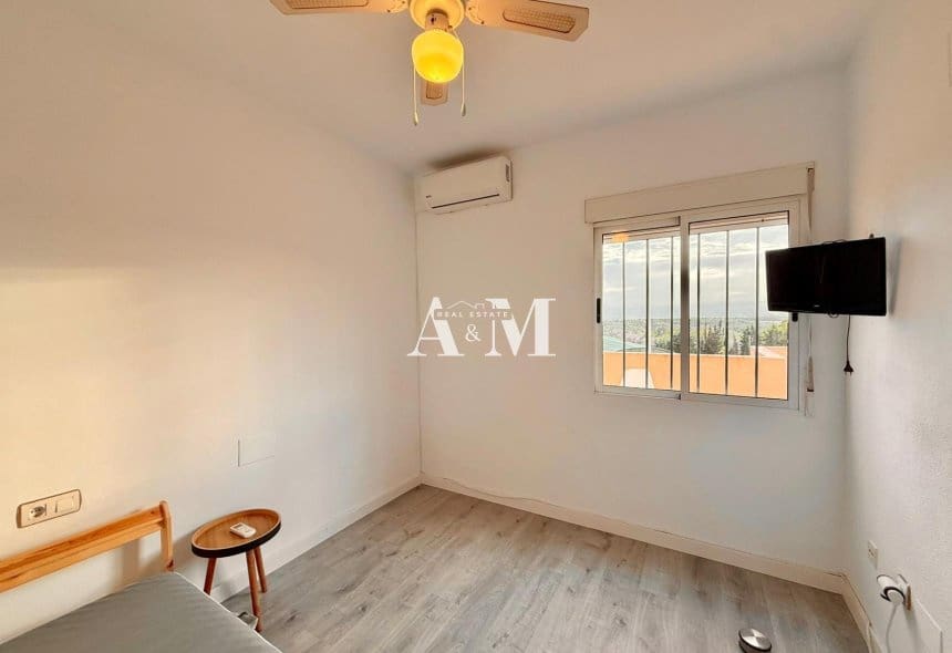 3 sypialnia Dom do wynajęcia w Orihuela Costa z basenem - 850 € (Ref: 10095662)