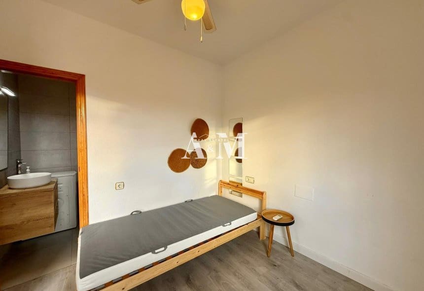 3 sypialnia Dom do wynajęcia w Orihuela Costa z basenem - 850 € (Ref: 10095662)