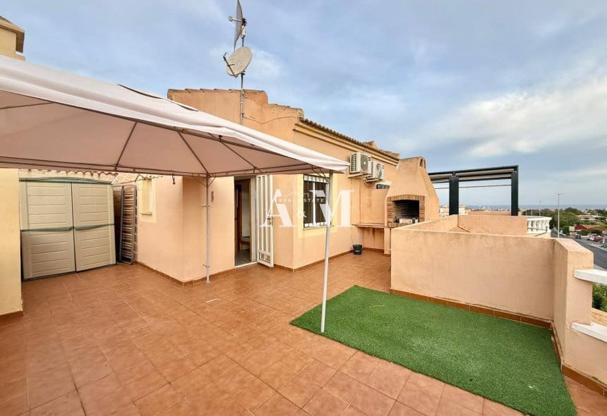 3 sypialnia Dom do wynajęcia w Orihuela Costa z basenem - 850 € (Ref: 10095662)