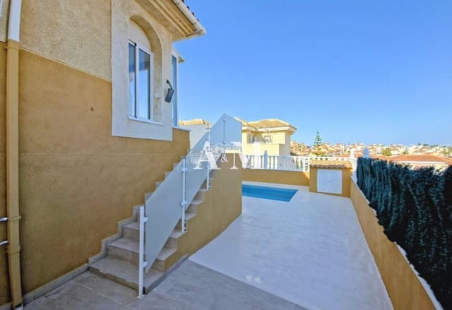 4 sypialnia Willa do wynajęcia w Las Filipinas z basenem garażem - 2 500 € (Ref: 10095663)