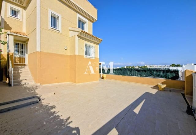 4 sypialnia Willa do wynajęcia w Las Filipinas z basenem garażem - 2 500 € (Ref: 10095663)