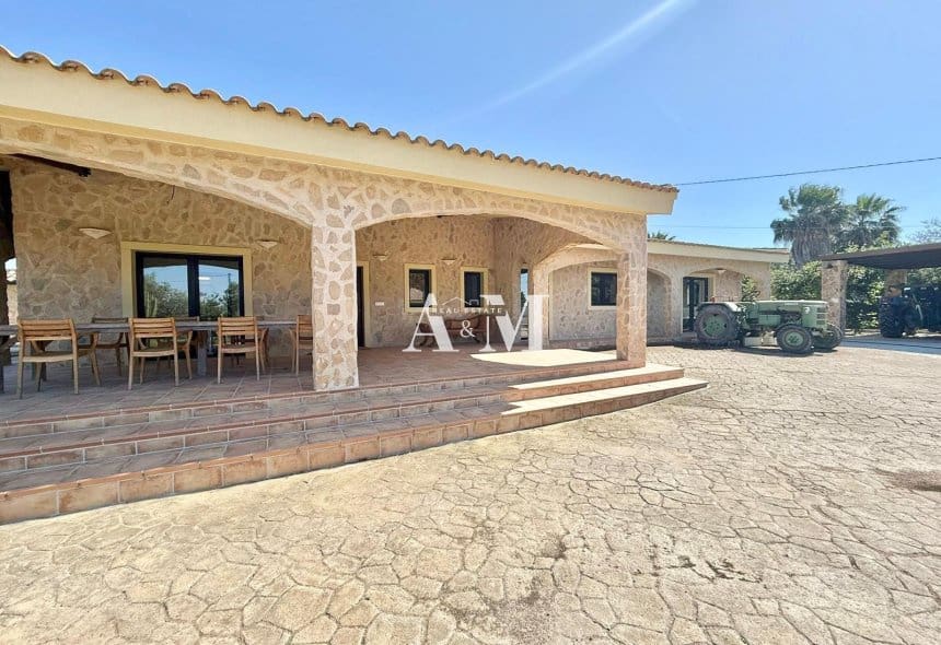 3 makuuhuone Huvila vuokrattavana paikassa San Miguel de Salinas mukana uima-altaan 
autotalli - 3 500 € (Ref: 10095664)