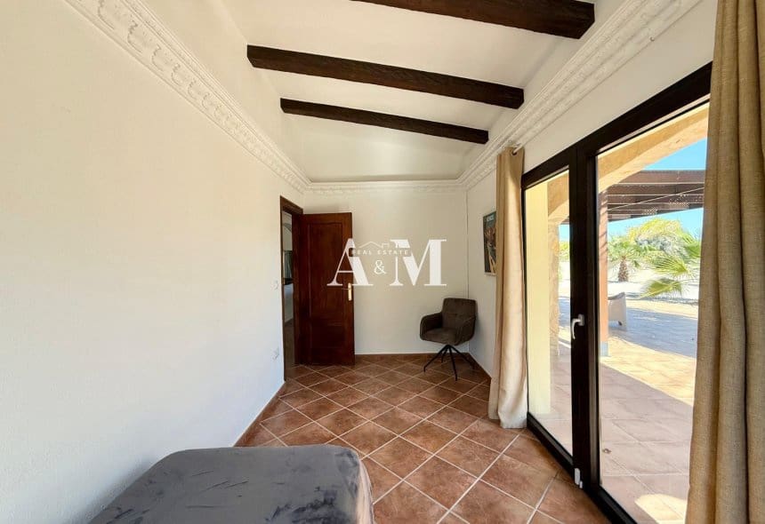 3 makuuhuone Huvila vuokrattavana paikassa San Miguel de Salinas mukana uima-altaan 
autotalli - 3 500 € (Ref: 10095664)