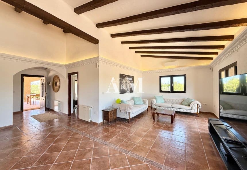3 makuuhuone Huvila vuokrattavana paikassa San Miguel de Salinas mukana uima-altaan 
autotalli - 3 500 € (Ref: 10095664)