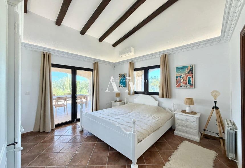 3 makuuhuone Huvila vuokrattavana paikassa San Miguel de Salinas mukana uima-altaan 
autotalli - 3 500 € (Ref: 10095664)