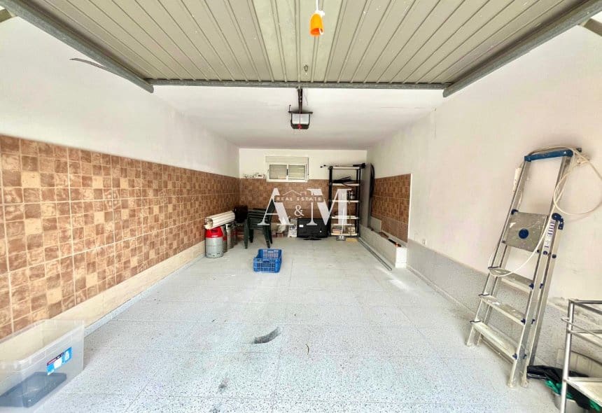4 slaapkamer Villa te huur in Ciudad Quesada met garage - € 2.300 (Ref: 10095665)