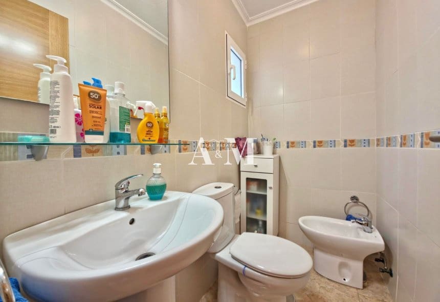 3 soveværelse Lejlighed til leje i Torre de la Horadada - € 1.000 (Ref: 10095666)