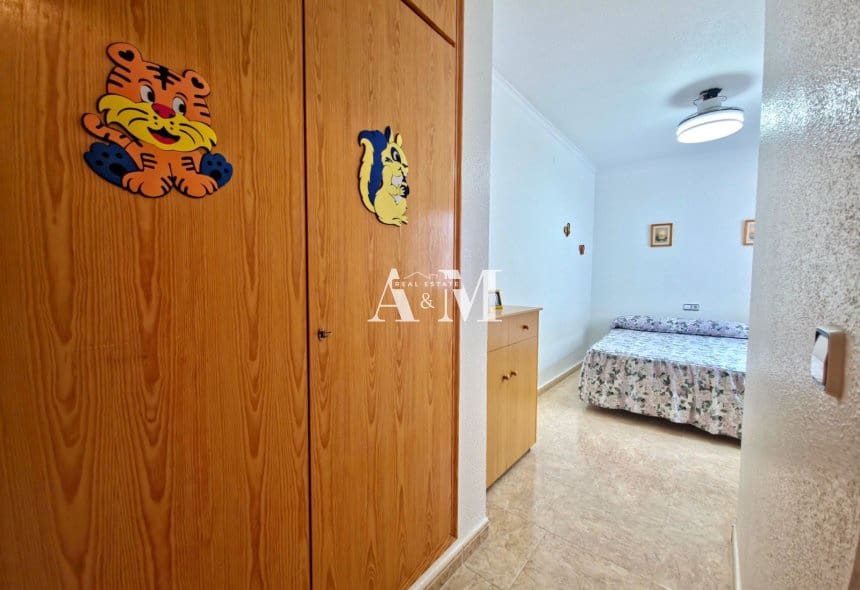 3 soveværelse Lejlighed til leje i Torre de la Horadada - € 1.000 (Ref: 10095666)