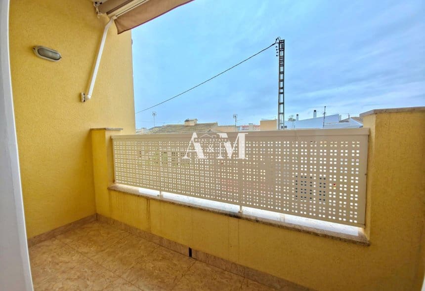 3 soveværelse Lejlighed til leje i Torre de la Horadada - € 1.000 (Ref: 10095666)