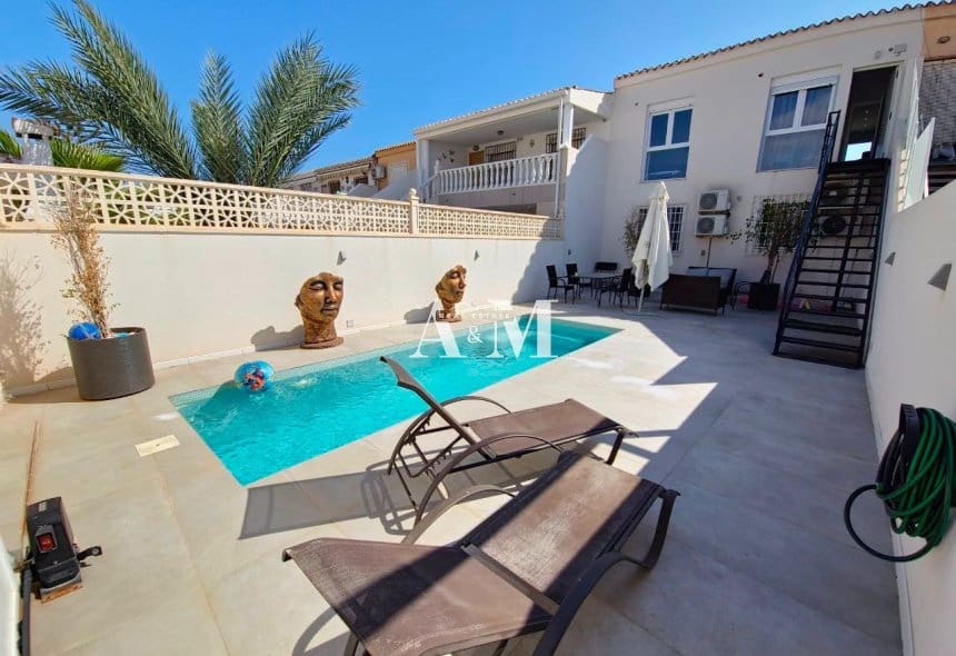 3 camera da letto Bungalow da affittare in Cabo Roig con piscina garage - 1.500 € (Rif: 10095667)