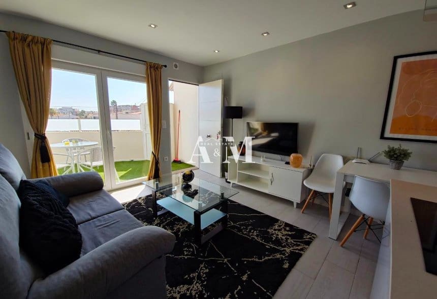 3 camera da letto Bungalow da affittare in Cabo Roig con piscina garage - 1.500 € (Rif: 10095667)