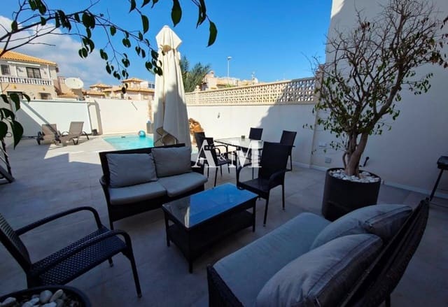 3 camera da letto Bungalow da affittare in Cabo Roig, Orihuela con piscina garage - 1.500 € (Rif: 10095667)