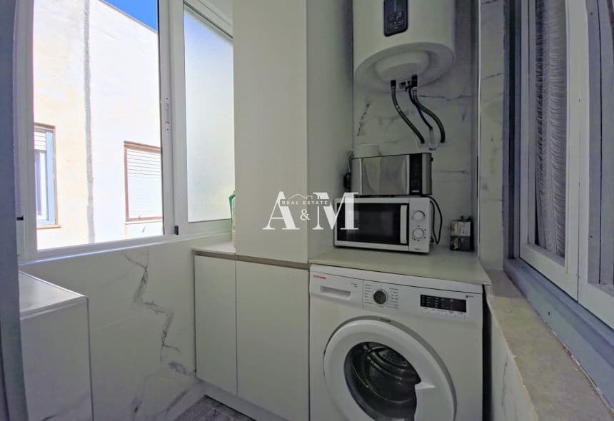 Penthouse de 4 chambres à louer à Guardamar del Segura - 1 100 € (Ref: 10095668)