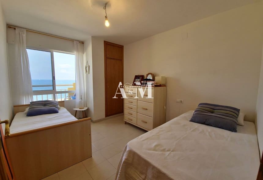 3 Zimmer Apartment zu vermieten in Dehesa de Campoamor mit Pool Garage - 950 € (Ref: 10095669)
