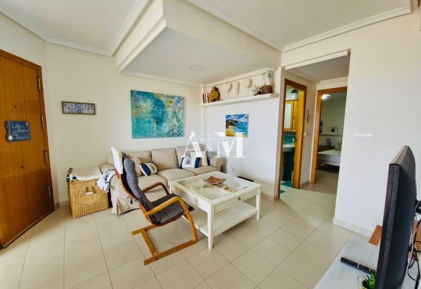 3 Zimmer Apartment zu vermieten in Dehesa de Campoamor mit Pool Garage - 950 € (Ref: 10095669)