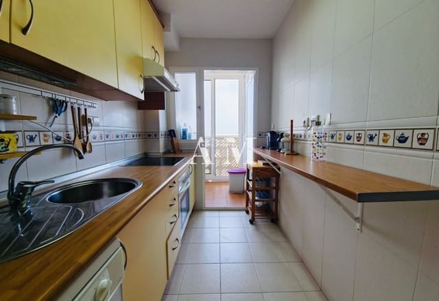 Appartement de 3 chambres à louer à Dehesa de Campoamor, Orihuela avec piscine garage - 950 € (Ref: 10095669)
