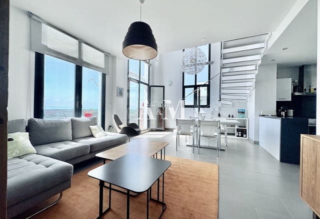 Apartamento de 3 habitaciones en Dehesa de Campoamor, Orihuela en venta con piscina - 420.000 € (Ref: 10095671)