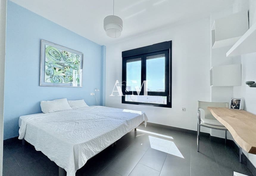 Apartamento de 3 habitaciones en Dehesa de Campoamor en venta con piscina - 420.000 € (Ref: 10095671)
