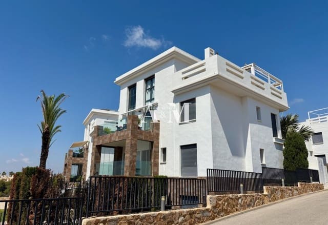 Apartamento de 3 habitaciones en Dehesa de Campoamor, Orihuela en venta con piscina - 420.000 € (Ref: 10095671)