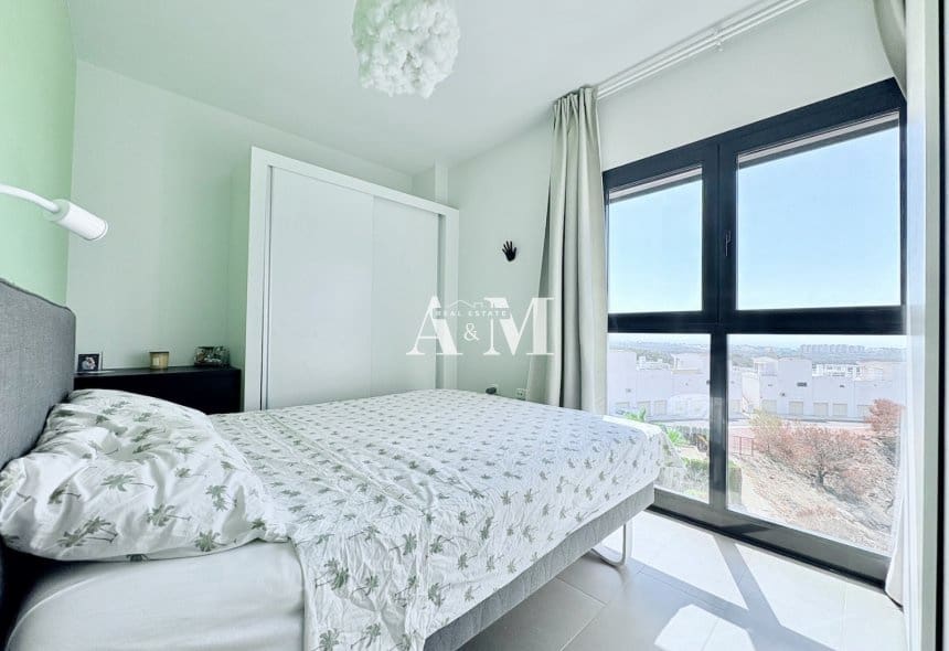 Apartamento de 3 habitaciones en Dehesa de Campoamor en venta con piscina - 420.000 € (Ref: 10095671)