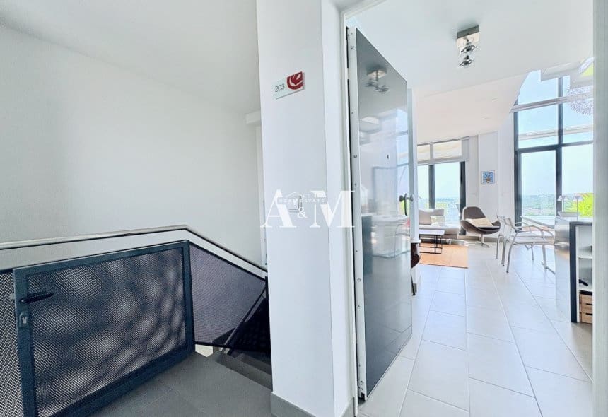 Apartamento de 3 habitaciones en Dehesa de Campoamor en venta con piscina - 420.000 € (Ref: 10095671)