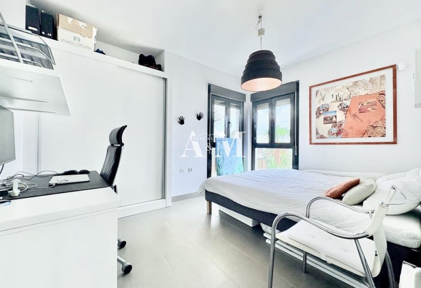 Apartamento de 3 habitaciones en Dehesa de Campoamor en venta con piscina - 420.000 € (Ref: 10095671)