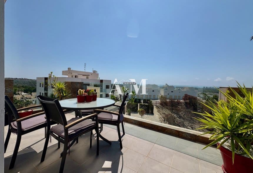 Apartamento de 3 habitaciones en Dehesa de Campoamor en venta con piscina - 420.000 € (Ref: 10095671)