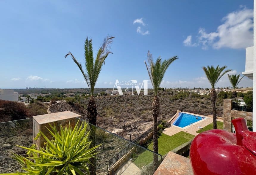 Apartamento de 3 habitaciones en Dehesa de Campoamor en venta con piscina - 420.000 € (Ref: 10095671)