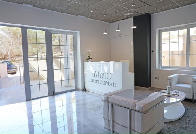 1 camera da letto Commerciale da affittare in Guardamar Playa, Guardamar del Segura - 1.300 € (Rif: 10095672)