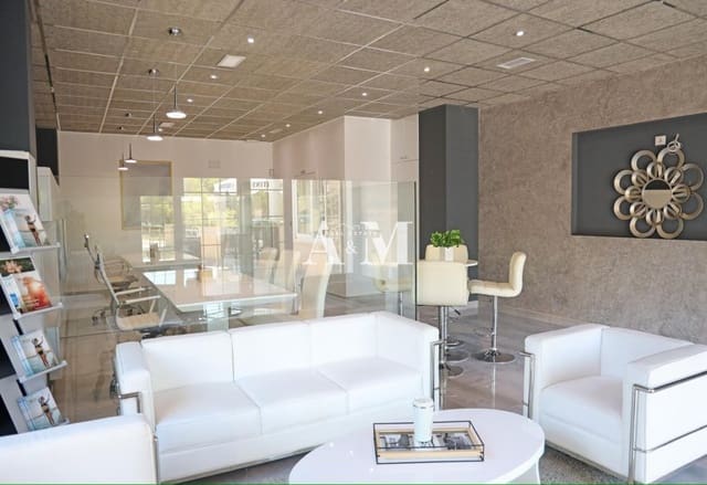 1 camera da letto Commerciale da affittare in Guardamar Playa, Guardamar del Segura - 1.300 € (Rif: 10095672)