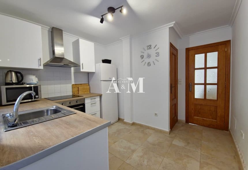 3 Zimmer Haus zu vermieten in Campoamor mit Pool - 1.300 € (Ref: 10095676)