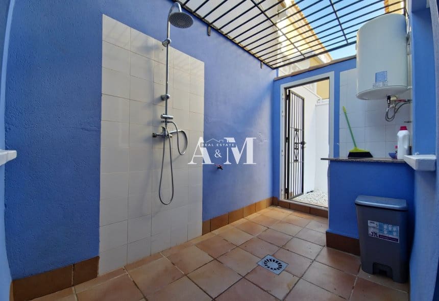 3 Zimmer Haus zu vermieten in Campoamor mit Pool - 1.300 € (Ref: 10095676)