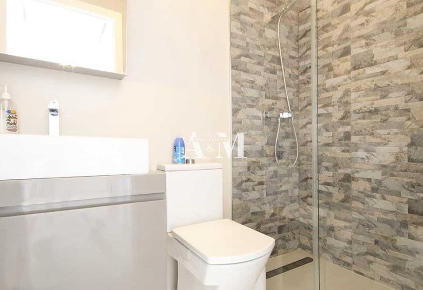 2 soverom Leilighet til leie i Villamartin med svømmebasseng garasje - € 1 350 (Ref: 10095678)