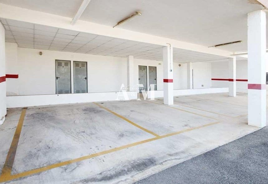 2 soverom Leilighet til leie i Villamartin med svømmebasseng garasje - € 1 350 (Ref: 10095678)