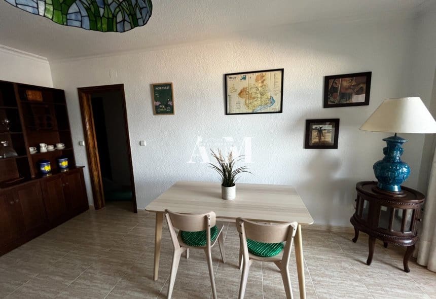 2 sypialnia Apartament przy plaży do wynajęcia w La Manga del Mar Menor z basenem garażem - 750 € (Ref: 10095679)