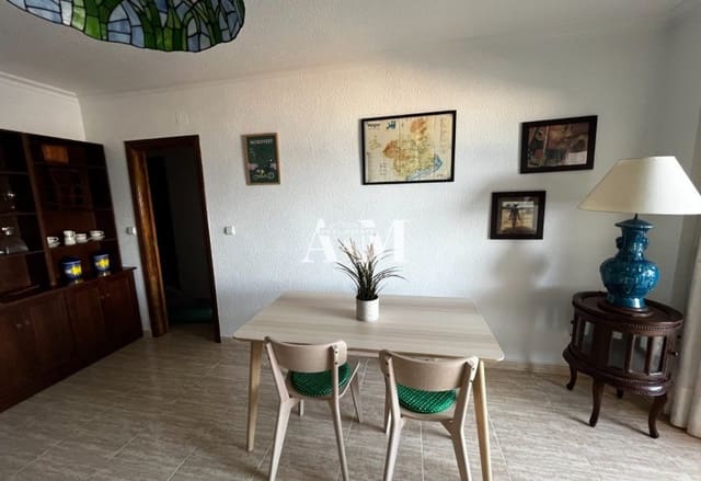 2 makuuhuone Ranta-asunto vuokrattavana paikassa La Manga del Mar Menor mukana uima-altaan 
autotalli - 750 € (Ref: 10095679)