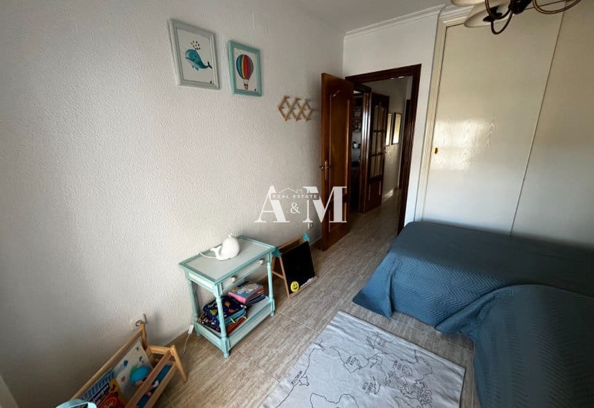 2 sypialnia Apartament przy plaży do wynajęcia w La Manga del Mar Menor z basenem garażem - 750 € (Ref: 10095679)