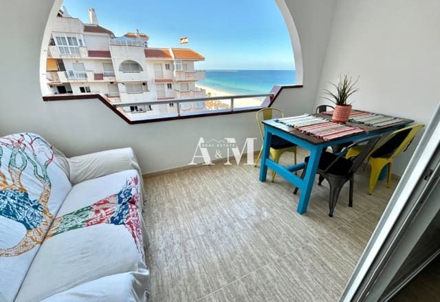 2 makuuhuone Ranta-asunto vuokrattavana paikassa La Manga del Mar Menor mukana uima-altaan 
autotalli - 750 € (Ref: 10095679)