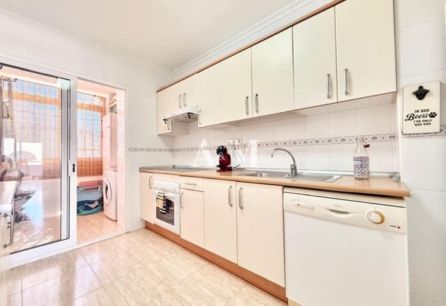 Apartamento Playa de 2 habitaciones en La Manga del Mar Menor en alquiler con piscina garaje - 750 € (Ref: 10095679)
