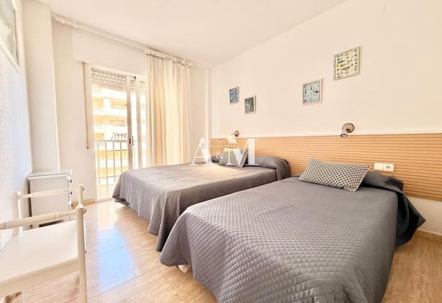 Apartamento Playa de 2 habitaciones en La Manga del Mar Menor en alquiler con piscina garaje - 750 € (Ref: 10095681)