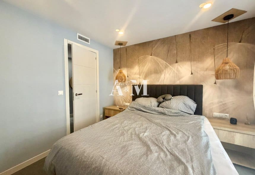 2 soveværelse Strandlejlighed til leje i Santa Pola med garage - € 1.000 (Ref: 10095682)
