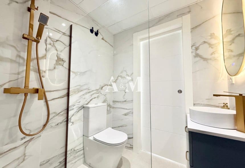 2 sypialnia Apartament do wynajęcia w Lo Pagan - 1 300 € (Ref: 10095684)