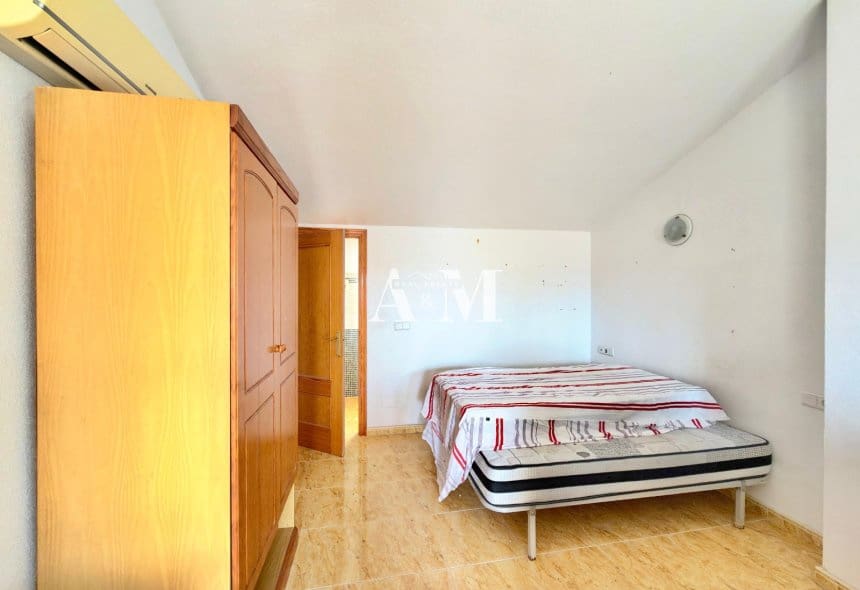3 slaapkamer Huis te huur in La Florida - € 1.200 (Ref: 10095685)